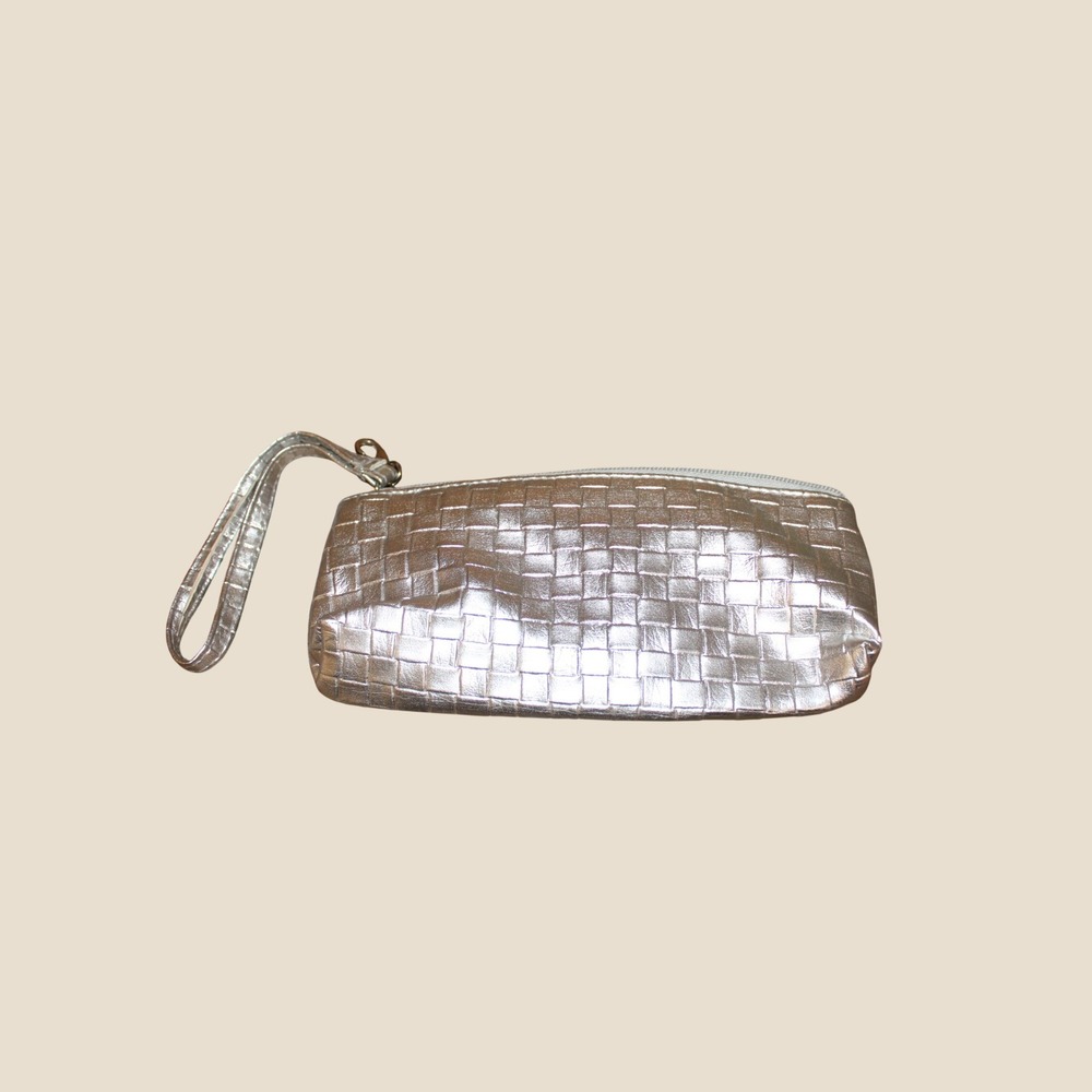 Clinique Metallic Silver Woven Basketweave Makeup Bag Wristlet Cosmetic Pouch